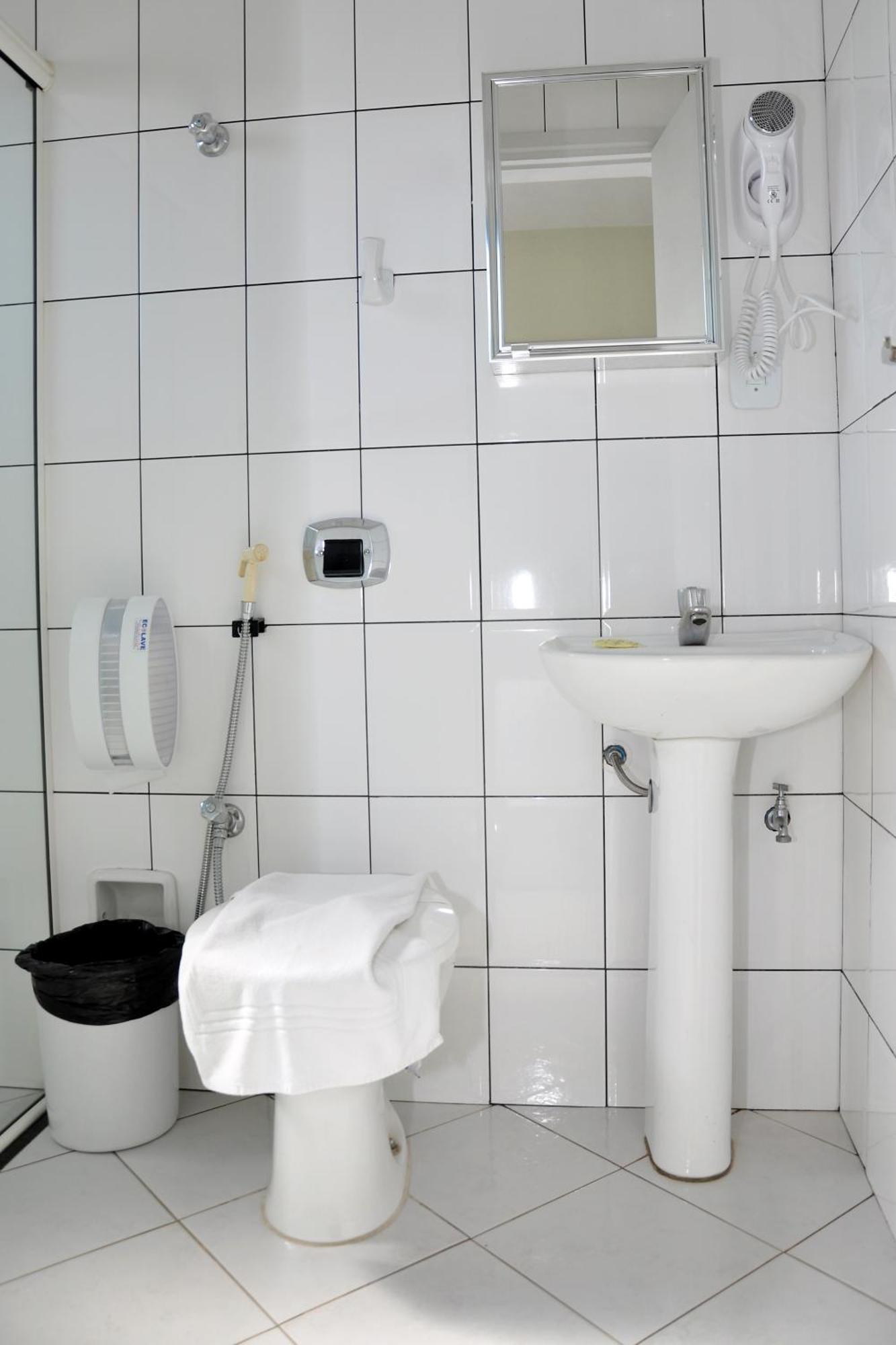 Hotel Carolina Plaza Uberaba Zimmer foto